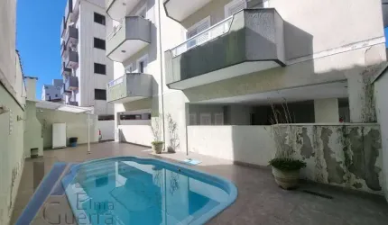 Ubatuba, Centro - Apartamento com 02 dormitórios, sendo 01 suíte e área de lazer.