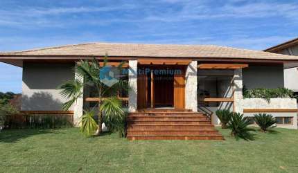 Praia do Forte| Casa 375 m2| 5 Suítes| 5 Vagas| Piscina| Hidro| Deck