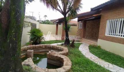 Casa com 4 quartos à venda na Avenida Fernando Paolieri, 358, Jardim Planalto de Viracopos, Campinas, 302 m2 por R$ 670.000