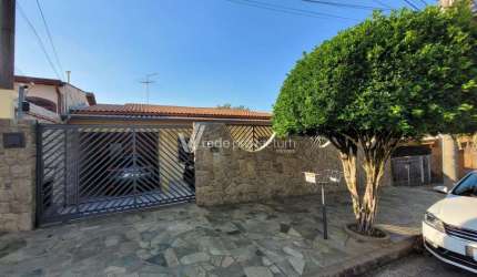 Casa com 4 quartos à venda na dos Crisântemos, 21, Parque Cecap, Valinhos, 147 m2 por R$ 650.000