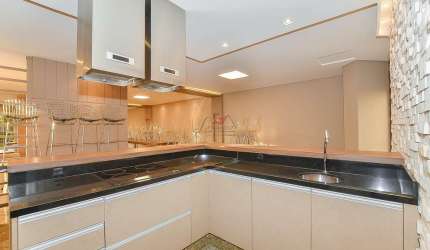 Apartamento com 4 quartos à venda na Avenida Visconde de Guarapuava, 5087, Batel, Curitiba, 302 m2 por R$ 2.500.000