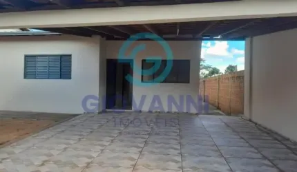 CASA EM OTIMA LOCALIZAÇÃO - JD. UNIVERSAL