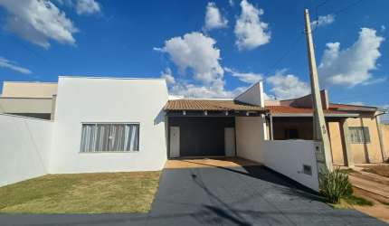 CASA CONDOMÍNIO