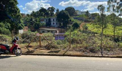 Lote com 2.580 M² de frente para a rua em Guarapari/ES.