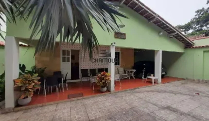 Casa à venda de 3 quartos na Praia de Setiba em Guarapari