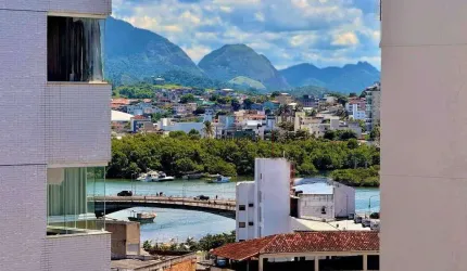 Cobertura com 3 quartos no centro de Guarapari