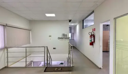 Prédio comercial á venda com 440m2 com estacionamento