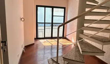Vende-se Cobertura Duplex no Bairro Pompéia em Santos/SP