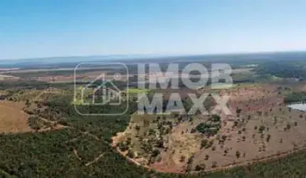 Fazenda a venda em Formosa: 281 hectares, água perene, dupla aptidão - escriturada e registrada.