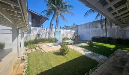 Casa em condomínio fechado com 3 quartos à venda no Jardim Acapulco, Guarujá  por R$ 1.290.000