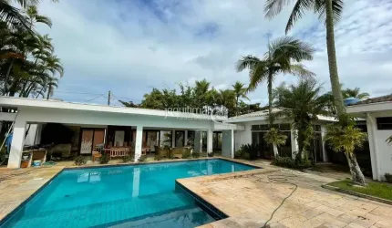 Casa com 6 quartos à venda na Enseada, Guarujá  por R$ 3.500.000