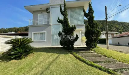 Casa em condomínio fechado com 4 quartos à venda no Balneário Praia do Pernambuco, Guarujá  por R$ 1.650.000