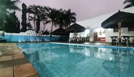 Casa em condomínio fechado com 4 quartos à venda no Jardim Acapulco, Guarujá  por R$ 3.300.000
