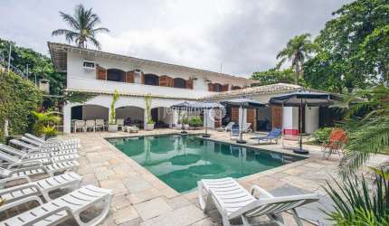Casa com 9 quartos à venda no Balneário Praia do Pernambuco, Guarujá  por R$ 2.700.000