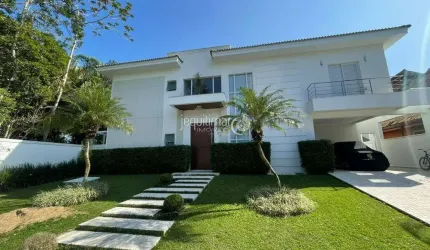 Casa em condomínio fechado com 4 quartos à venda no Balneário Praia do Pernambuco, Guarujá  por R$ 3.200.000