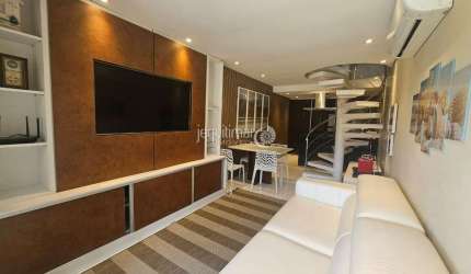 Casa em condomínio fechado com 2 quartos à venda no Balneario Praia do Perequê, Guarujá  por R$ 1.000.000