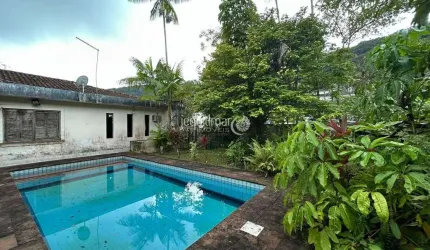 Casa em condomínio fechado com 3 quartos à venda no Balneário Praia do Pernambuco, Guarujá  por R$ 620.000