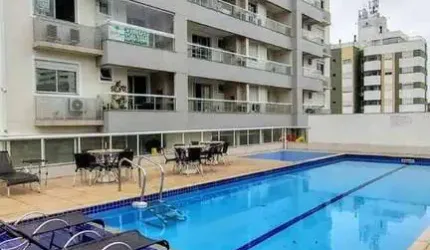 Apartamento 2 quartos c suíte em Florianópolis