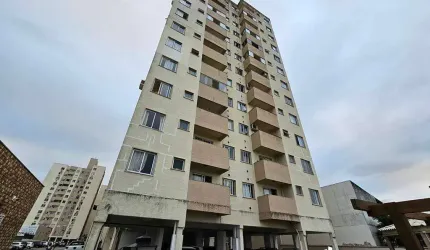 Apartamento 2 quartos com elevador e sacada