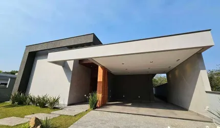 Casa 3 quartos com suíte em São José com piscina
