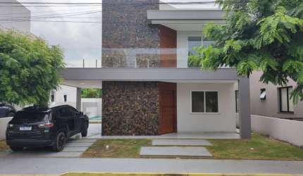 Casa Alto Padrão em condomínio - L.C