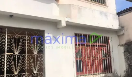 Excelente oportunidade! Casa 2 pavimentos no Santos Dumont - L.C