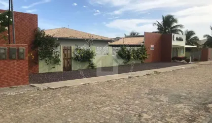 Casa na Praia da Caueira