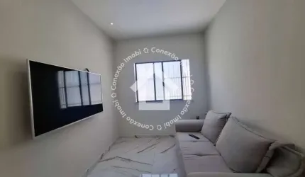 Casa à venda no Bairro Aeroporto com 3 quartos sendo 1 suíte