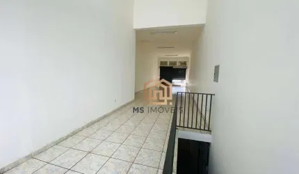Loja com vão livre, Pé Direito alto, ótima localização, perfeita para o seu negócio!