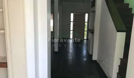 Casa com 3 dorms, Boqueirão, Santos - R$ 1.18 mi, Cod: 3621