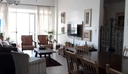 Apartamento em Santos, bairro do Campo Grande.