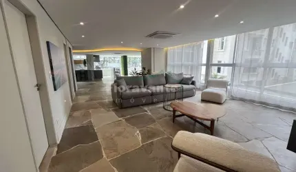 Apartamento um por andar 3 suítes