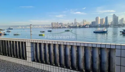Garagem Náutica , canal de Santos em atividade.