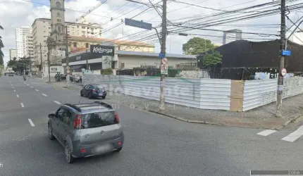 EXCELENTE TERRENO- ESQUINA POSITIVA- AV. ANA COSTA EM SANTOS