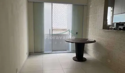 Apto  2 dorms, ótima localização. Boqueirão.