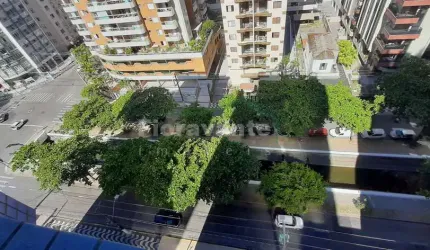 APARTAMENTO POMPÉIA   ANDAR ALTO COM 2 SACADAS    100m DA PRAIA