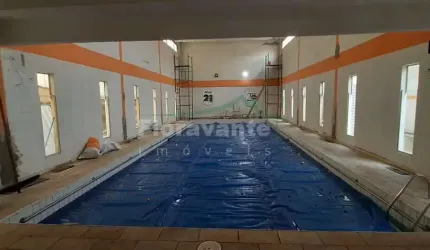 ACADEMIA NO BOQUEIRÃO - COM PISCINA + 3 ANDARES E MEZANINO