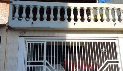 Sobrado a Venda  Santo Andre valor 575,000.00 aceita Permulta por Apartamento