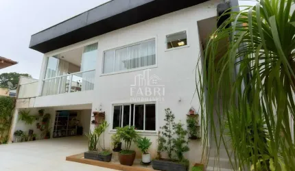 Casa com 4 quartos à venda na Rua das Cerejeiras, 37, Barreirinha, Curitiba por R$ 1.860.000