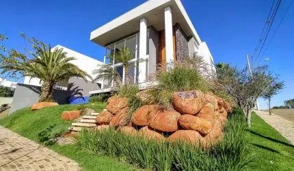 Casa à venda 4 Quartos, 4 Suites, 2 Vagas, 424.48M², Bela Vista, Estância Velha - RS