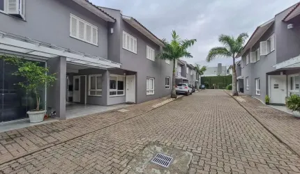 Casa com 3 Quartos, 1 Suite, 2 Vagas, 145.2M², Rondônia, Novo Hamburgo - RS
