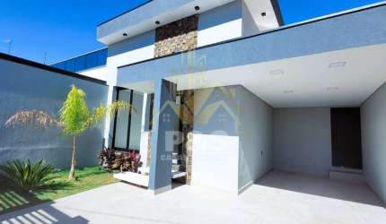 Casa com 4 quartos no Centro de Botucatu, quintal e área gourmet!