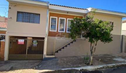 Casa a venda no bairro Cidade Jardim em Sao Carlos