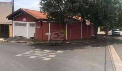 Casa a venda em Sao Carlos: 3 dormitorios, churrasqueira e 4 garagens cobertas!