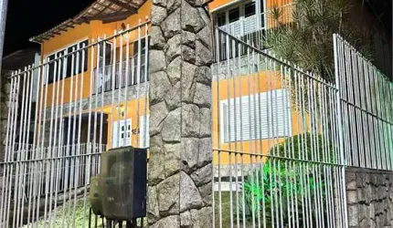 Casa com 6 quartos à venda ou para locação em Vila Santa Cecília - RJ