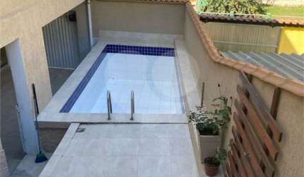 Casa com 2 quartos à venda em Vila Elmira - RJ