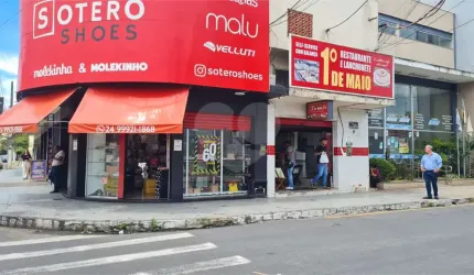 Loja à venda em Aterrado - RJ
