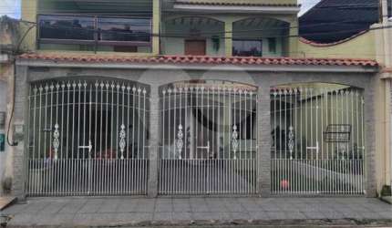 Casa com 3 quartos à venda em Santa Cruz - RJ
