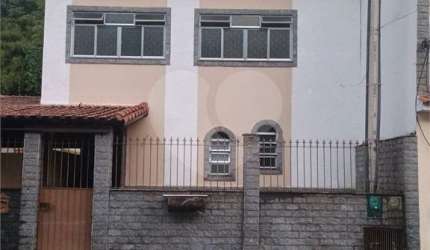 Triplex com 3 quartos à venda em Vila Americana - RJ