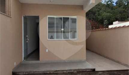 Casa com 2 quartos à venda em Centro - RJ
